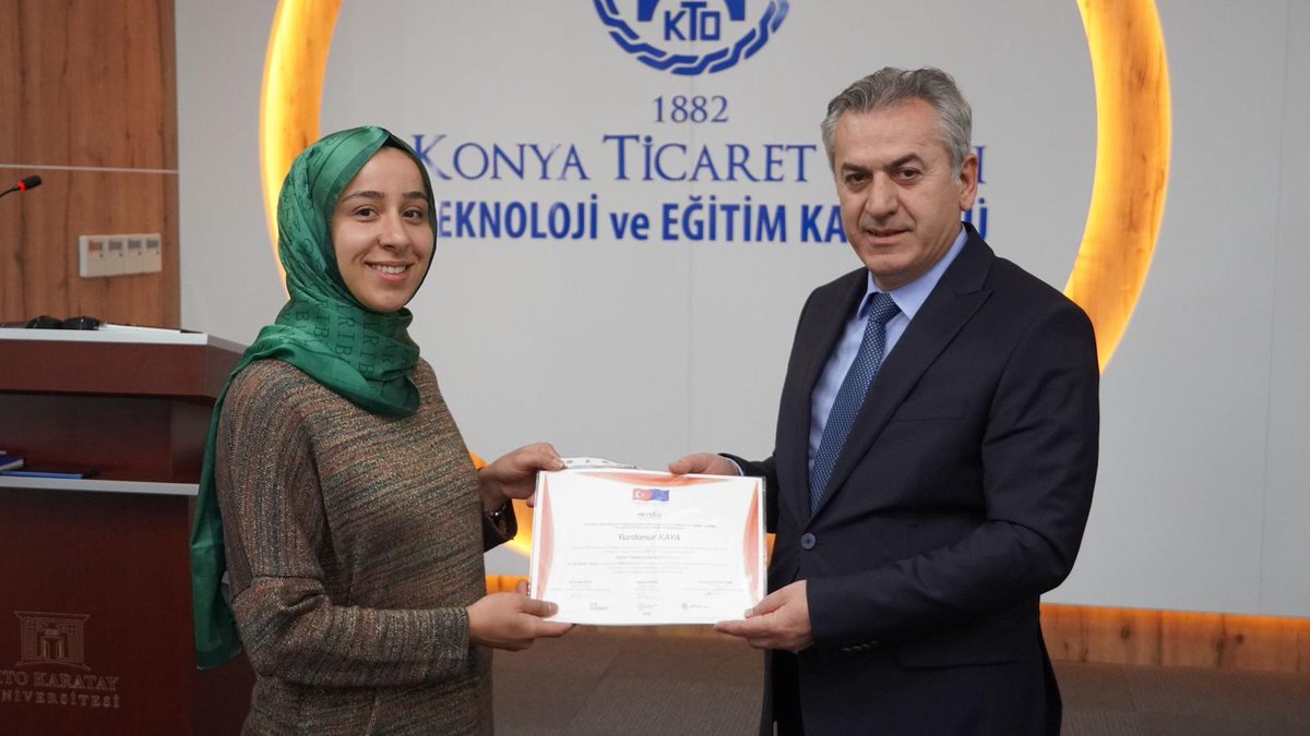 konyamem's tweet photo. 2⃣ Mesleki ve Teknik Eğitim Genel Müdürlüğü Şube Müdürü Murat Midas ve KTO Teknoloji ve Eğitim Kampüsü Yönetim Kurulu Üyesi Teoman Yılmaz'ın katıldığı programda  sertifikalarını aldılar. ✅

@tcmeb @Yusuf__Tekin
#MeslekiEğitim  #METEK @metekprojesi https://t.co/qVOnjxSi35