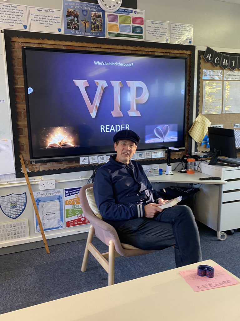 AllSoulsPrimary's tweet photo. Thank you to Jon, a family friend of Aoife, who was this week’s VIP reader in Y6, introducing us to the life of Anne Frank! #vipreader https://t.co/PQN1pEK6bP