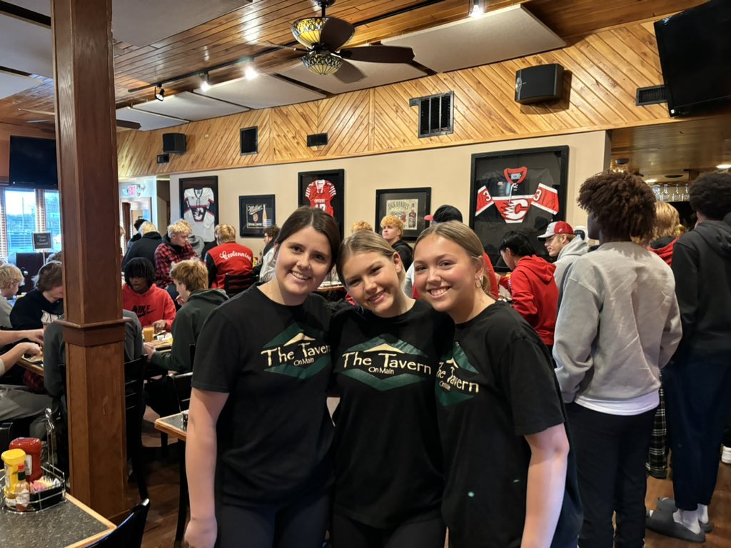 CentCougsFB's tweet photo. Thank you to the Tavern on Main for hosting our team breakfast! Thank you to @AdrenalineMinne for sponsoring the breakfast. As always, thank you to Kelli Diggins for organizing. 

Lastly, pickup your rally towels from 3:00-4:30 at the tennis courts! https://t.co/kbij7fpGDi