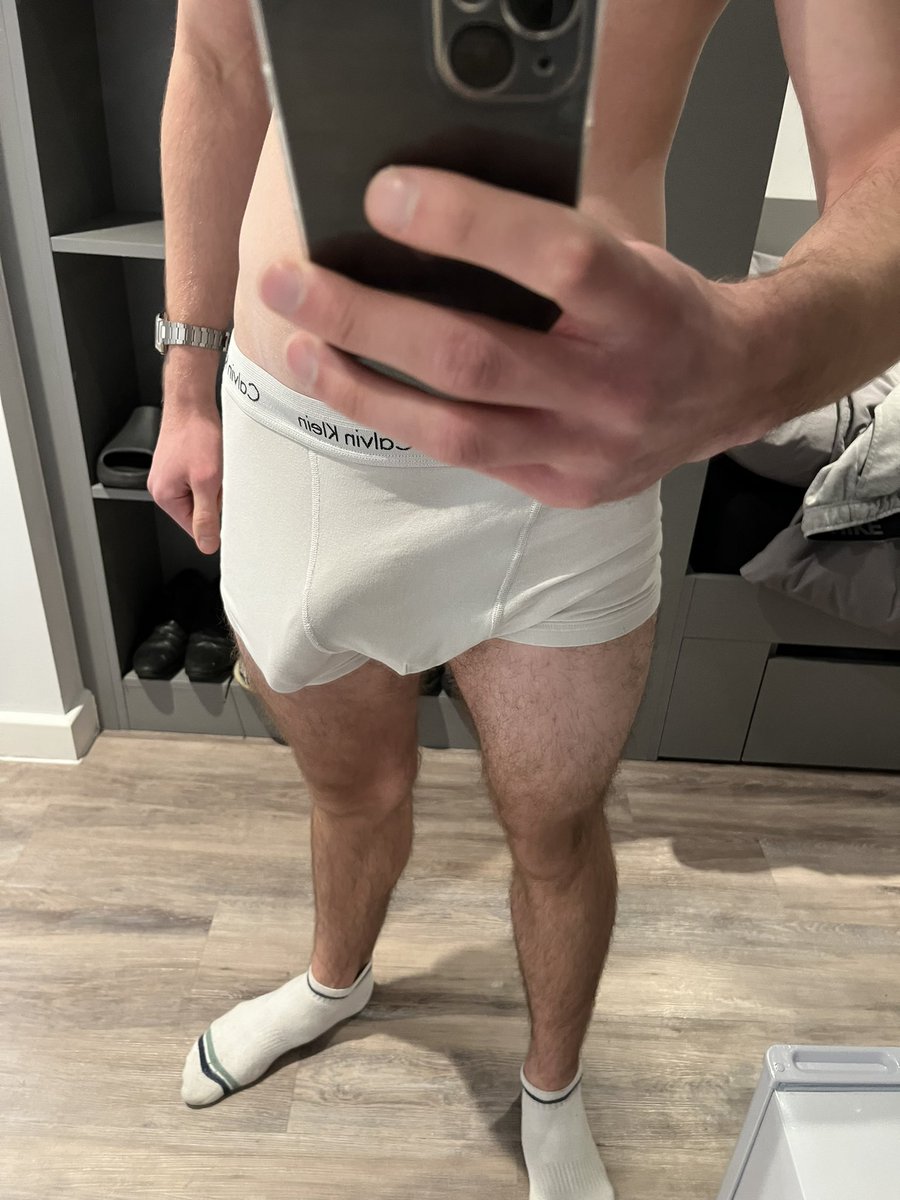 Senspackage's tweet photo. Who likes white Calvin’s!? 
.
.
.
#bulge #bigdick #onlyfans #onlyfanspromo #dick #CalvinKlein #nsfw #nsfw_acc #hotguys #nsfwtwittwr #relaxing https://t.co/if4CiV4k9Q