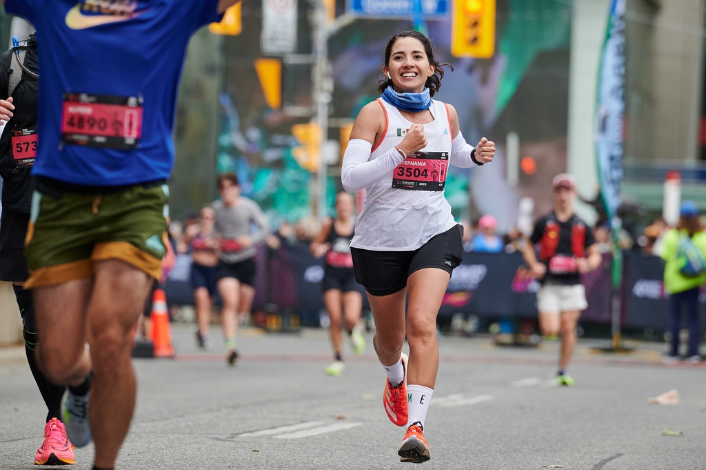 As we celebrate another #FinishLineFriday, let's throw it back to the unforgettable finishes at TWM. 

Are you aiming to cross a finish line soon? Let us know which one! 🏃‍♀️🏃‍♂️ 

#RunnersOfCanada #FinishLineFeels #TOwaterfront42k