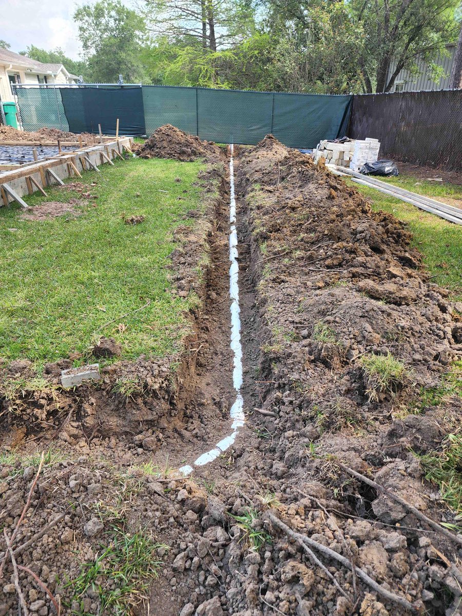 ProBuiltBuilder's tweet image. ProBuilt Builder’s: Your go-to for top-notch gutters. When Houston pours, we keep your home secure! #probuiltbuilders