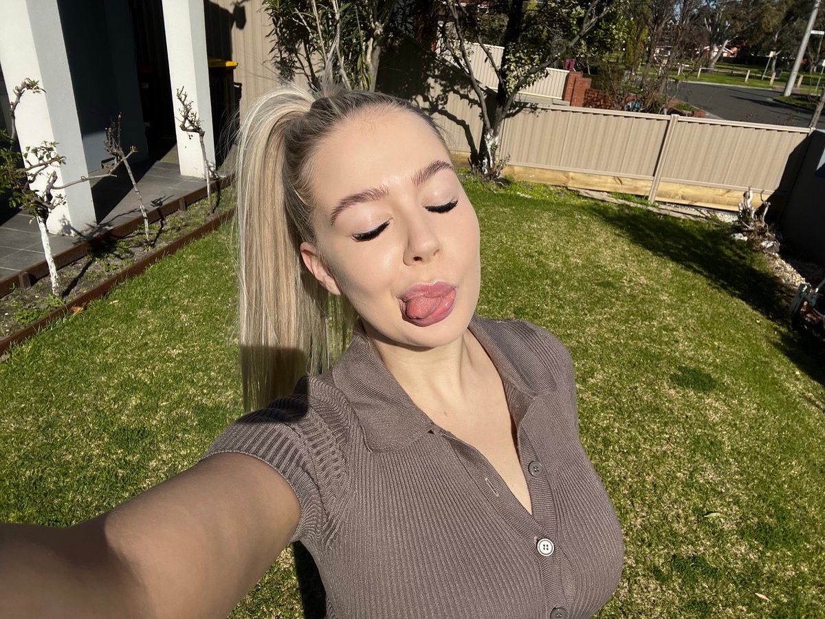 Daina1630400's tweet photo. Hey Honey, Let's Fuck Today in Home.!! For my  real person.
If You want to make a [ Video Call ] nude Mode! . Here My Personal Profile With My number and 
Videos :
Call Now👇👇
👉https://t.co/woOic5od03
👉https://t.co/woOic5od03
👉https://t.co/woOic5od03
👉https://t.co/woOic5od03 https://t.co/s8seaT1OUD
