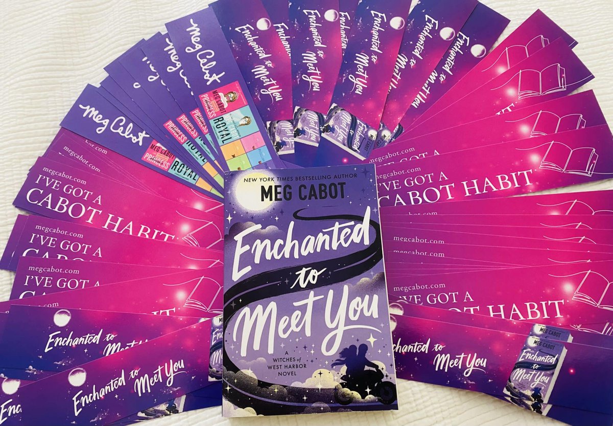 Give personalized/signed Meg Cabot books (and/or free bookplates and bookmarks!) this holiday season! Find out how here: hubs.ly/Q029Nc0x0