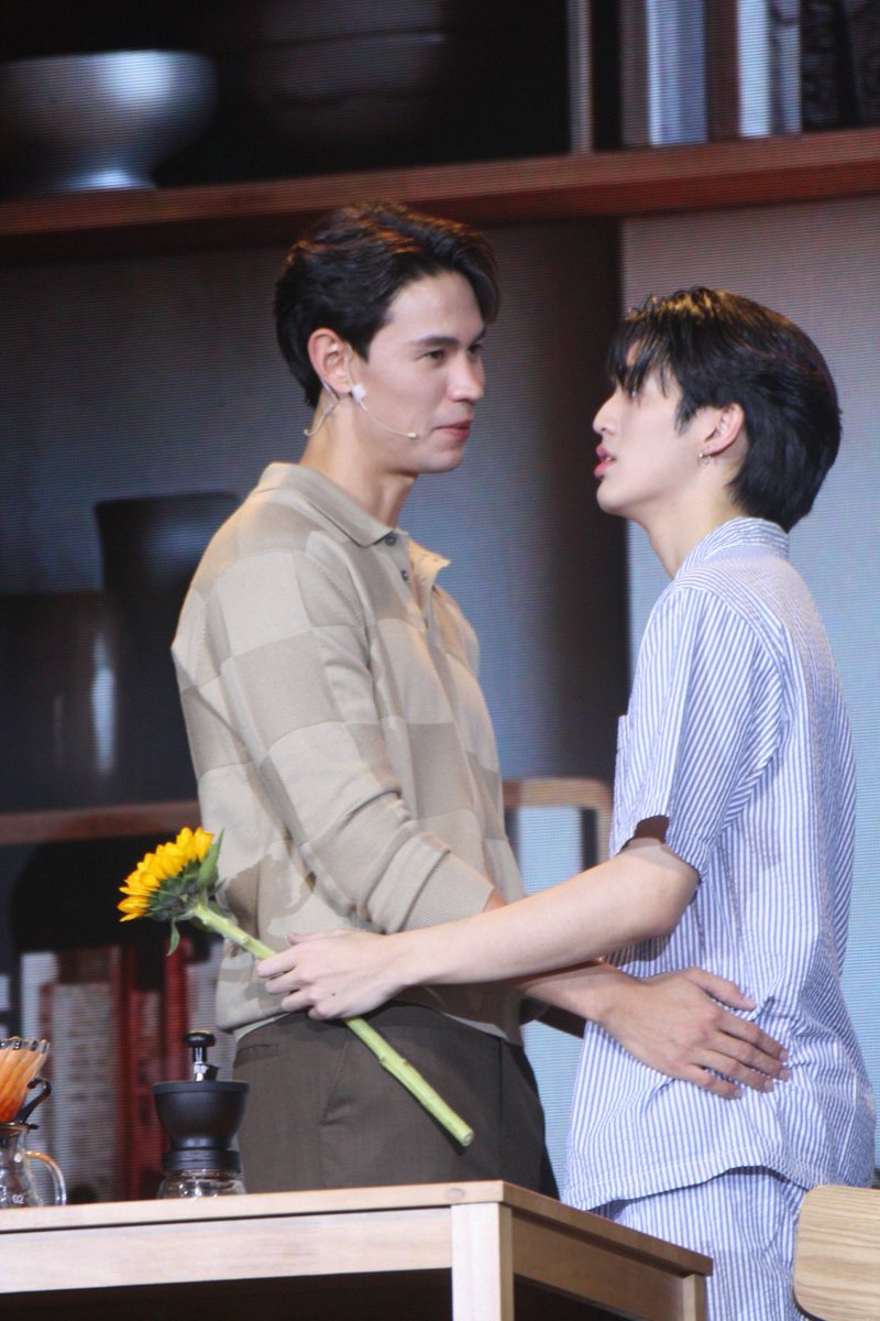 Supersun809's tweet image. “คุณเจ๋งกับน้องพัท” ❤️🥰

#ManTrisanu #BenBunyapol 
#StepByStepOuting  #ค่อยๆรัก