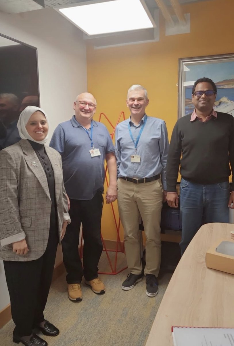 Huge congratulations, Esraa Aldayil passed her PhD with minor corrections. Her thesis is titled: Understanding the modulation of walking speed and exploring how this differs in people with Parkinson’s disease. Well done 👏! Proud supervisors @AndyKerrBME, Phil Rowe @ShivSivaram