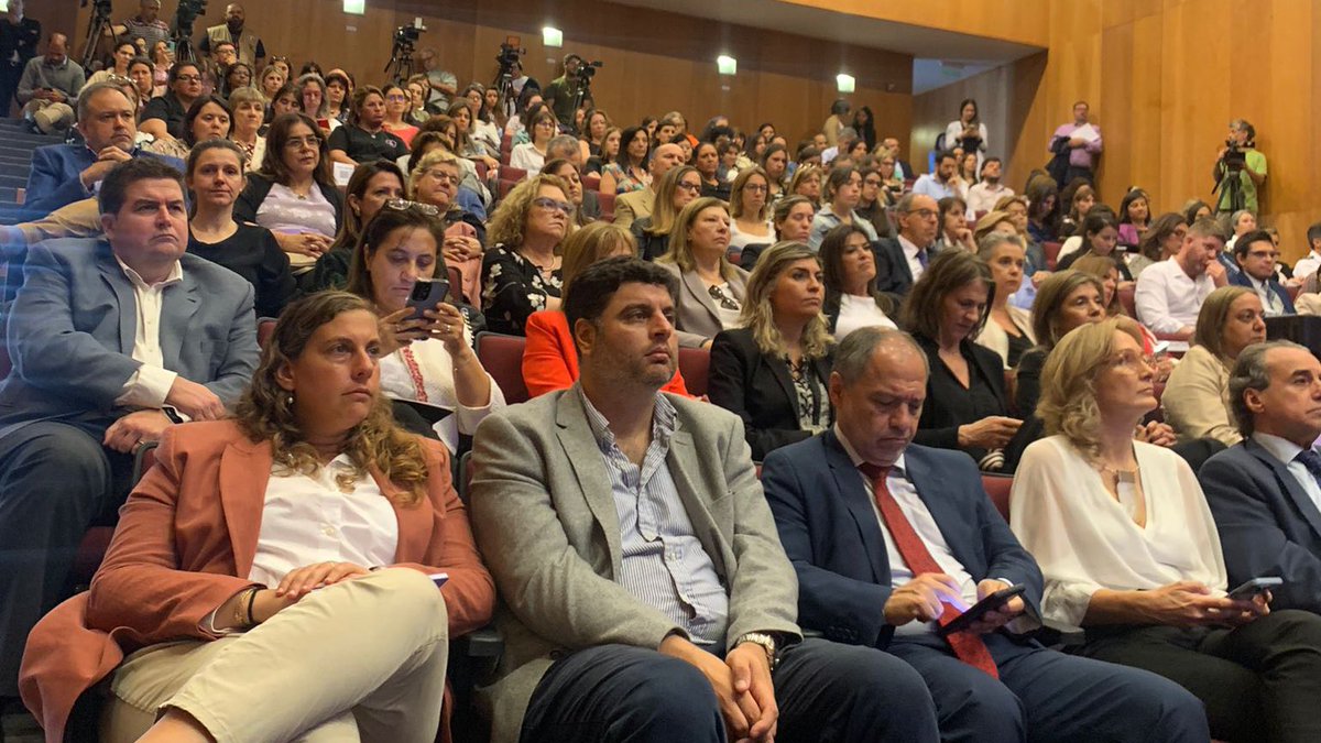 inmujeresuy's tweet photo. 🟣Acto central de rendición de cuentas por el día de eliminación de la violencia hacia las mujeres bajo la consigna: “No más violencia hacia las mujeres. Prioridad de Estado, responsabilidad ciudadana”. https://t.co/6cGfNHiWz1