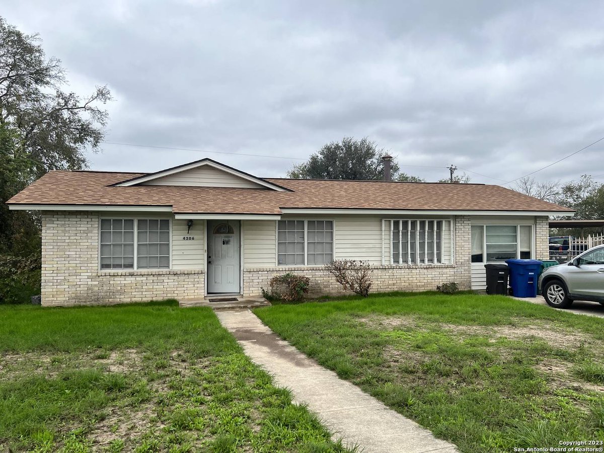 scottcpeck's tweet photo. 4306 VICKSBURG ST, San Antonio, TX 78220-4515 just hit the market!
Take a look at this awesome space: https://t.co/ZWNFql86yJ https://t.co/FYS8AJlKxU