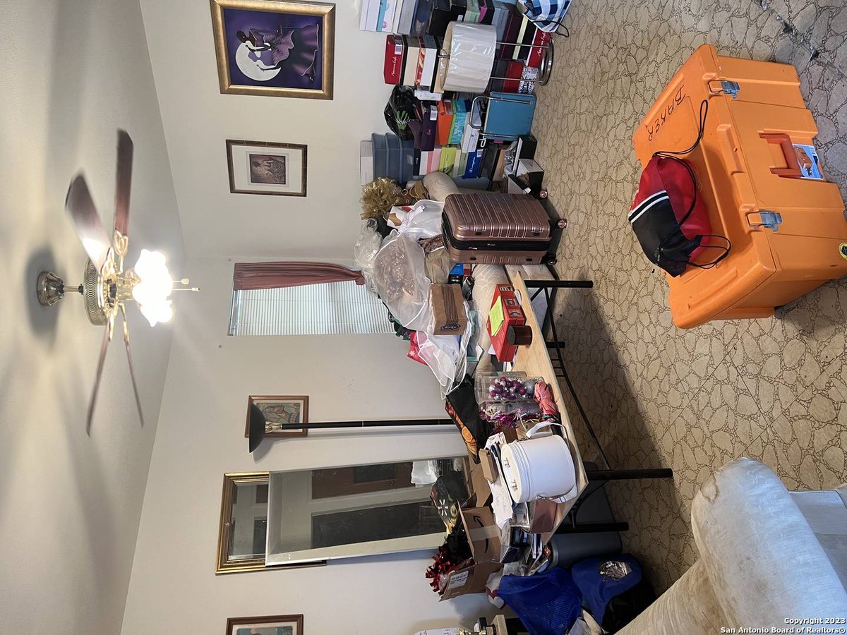 scottcpeck's tweet photo. 4306 VICKSBURG ST, San Antonio, TX 78220-4515 just hit the market!
Take a look at this awesome space: https://t.co/ZWNFql86yJ https://t.co/FYS8AJlKxU