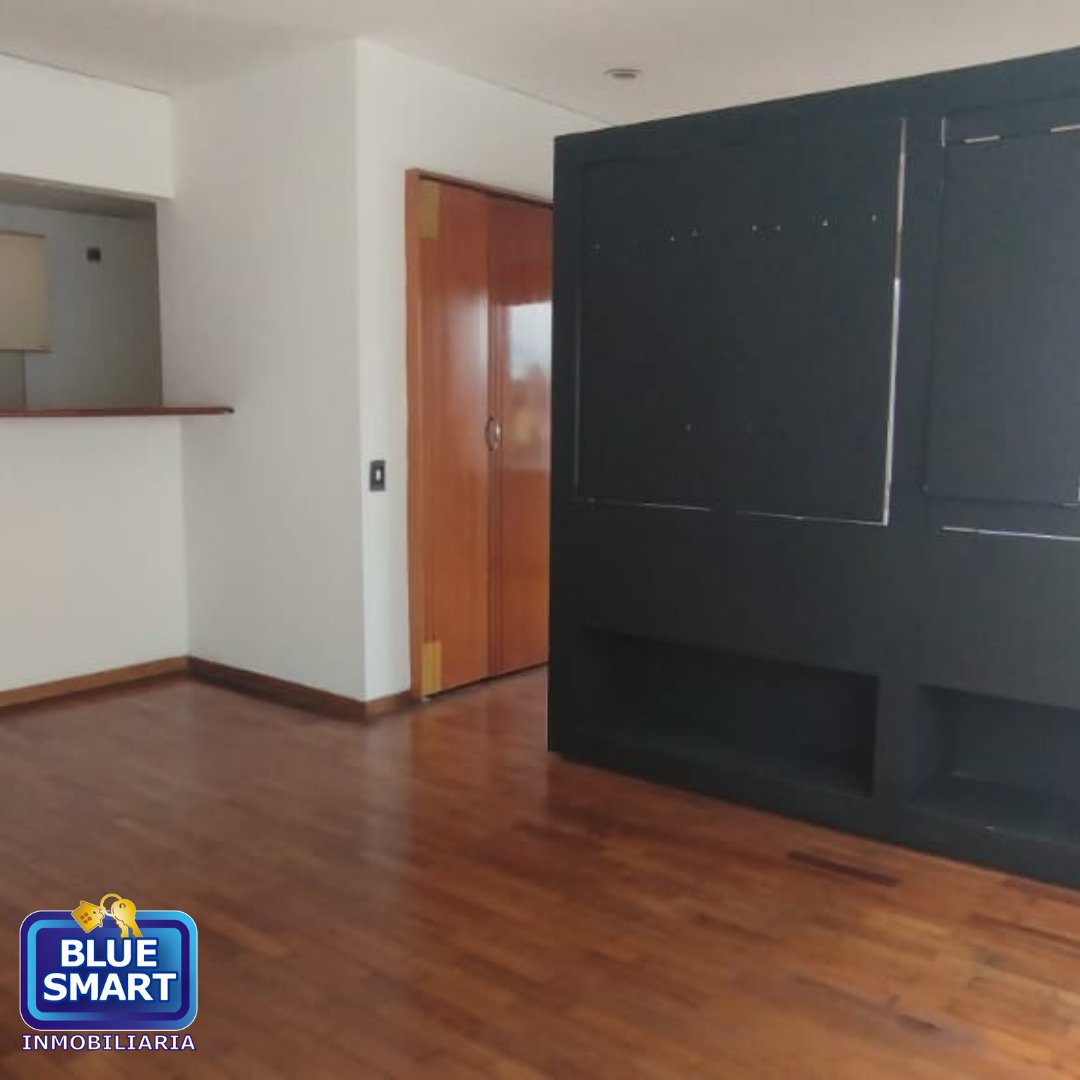 BlueSmartPrin's tweet image. ¡Apartamento en Polo Club - Barrios Unidos!
Se arrienda un hermoso apartaestudio monoambiente con excelente iluminación y acabados acogedores. El espacio interior cuenta con visita exterior por ambos costados
💲Canon: $ 2.200.000
📱wa.me/573187278111