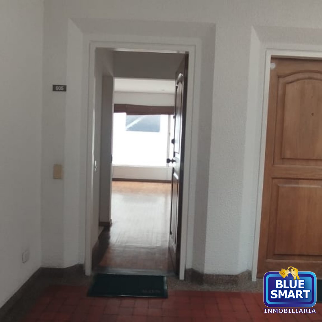 BlueSmartPrin's tweet image. ¡Apartamento en Polo Club - Barrios Unidos!
Se arrienda un hermoso apartaestudio monoambiente con excelente iluminación y acabados acogedores. El espacio interior cuenta con visita exterior por ambos costados
💲Canon: $ 2.200.000
📱wa.me/573187278111