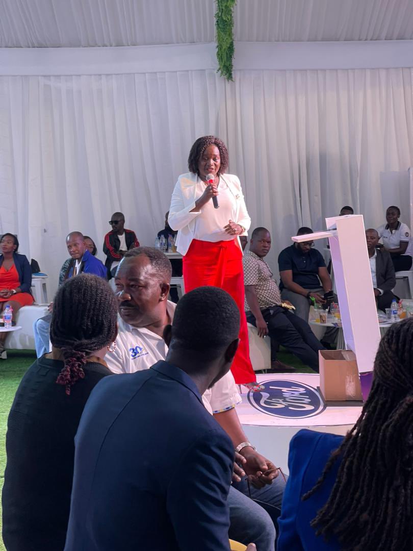 lynn_namiiro's tweet photo. Motor Care has been awarded for the best sales and after sales customer service in Sub-Saharan Africa and I assure you that you will still receive the best customer services 

~Florence Makada,Managing director Motorcare 
#LicenseToExplore || @ford_uganda https://t.co/SlB6SaEH0P