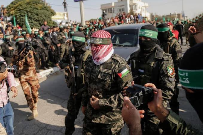 Raneem97790665's tweet photo. الناطق العسكري باسم سرايا القدس: لن نرفع الراية البيضاء ولن نخرج من المعركة إلا منتصرين https://t.co/22z8Ml0WTg