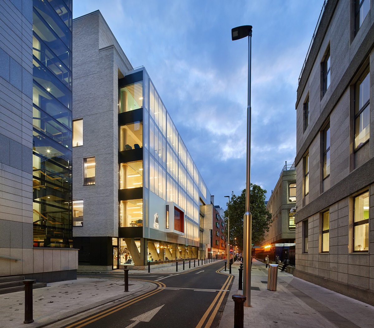 Campus update: RCSI city centre buildings will close early this evening as a precautionary safety measure.

Teaching and assessment will finish by 5pm and all staff and students are asked to make their way home safely at that time, or before then, where possible.
