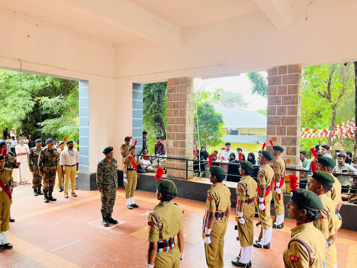 NCC_KER_LAK_DTE's tweet photo. Gp Cdr Calicut Gp vis 1 Ker Arty Bty Thalassery. Cdr  visited to the four institutions, i.e. College of Engg, Ranvilasan HS School, BEMP School and Govt Brennen College. He met with Principal/ HMs and interacted with the cdts and complimented the spl achievers. https://t.co/nE5mgC1wrI