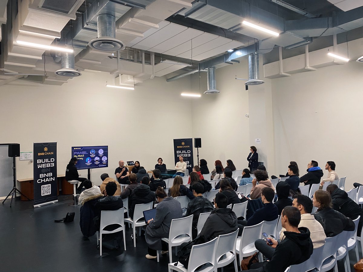 42born2code's tweet photo. Petit photo-dump de notre événement #Web3 avec @BNBCHAIN un peu plus tôt cette semaine 🔥

Merci encore à tous les organisateurs, ainsi qu'aux participants, et à une prochaine fois 😉

#42Born2Code #42Paris #Blockchain https://t.co/M3Kr5zTaSR