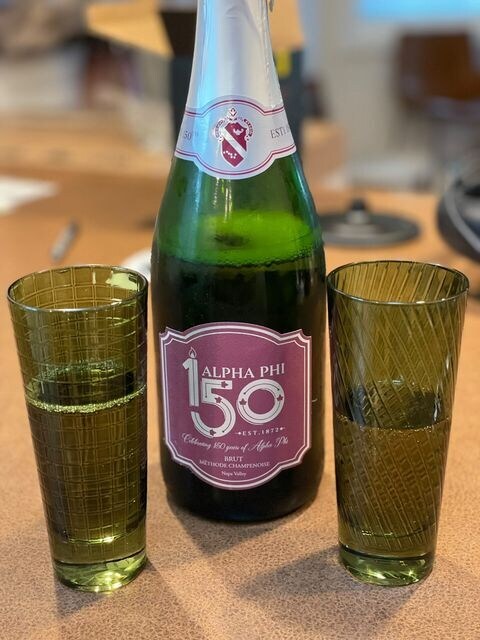 theivynapa tweet media