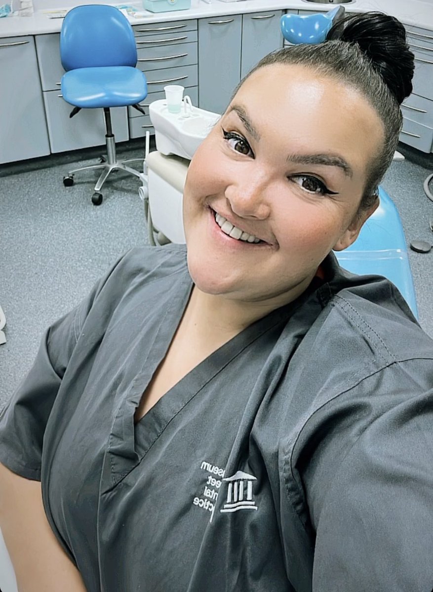 Dental Therapist Victoria tweet media