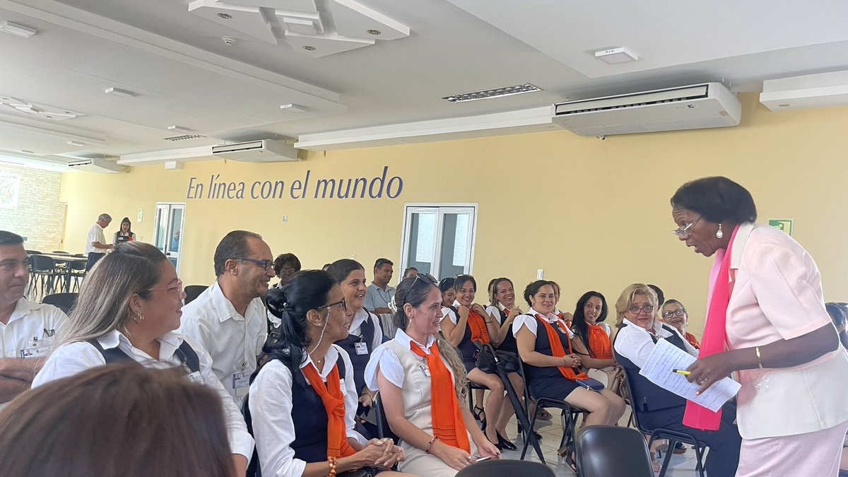 ETECSAGranma's tweet photo. Debaten en #Granma sobre protección a la mujer en el Código Penal, Ley de Ejecución penal y su reglamento. @FMC_Cuba @YanetsyTerry @ETECSA_Cuba @LidiaHid @carlosr_riera @H3110Rosangel @DayanaG65564178 @ErlinRondon @CMKXDigital https://t.co/X5QLM8bHOl