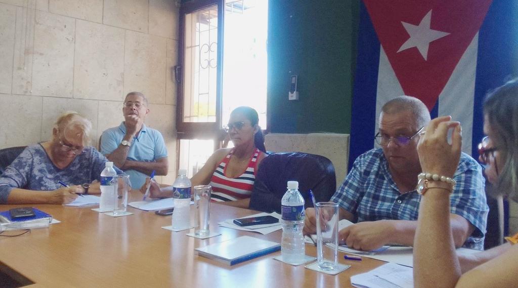 Geominera_SA's tweet photo. Efectuamos la Asamblea de Balance del Núcleo del #PCC, analizando aspectos esenciales del funcionamiento del Partido en Geominera SA. Fue ratificada la dirección del Núcleo con el compañero Daniel Torres Gómez como Secretario General. ¡Unidos y comprometidos, seguimos trabajando! https://t.co/FEHFHtagiA
