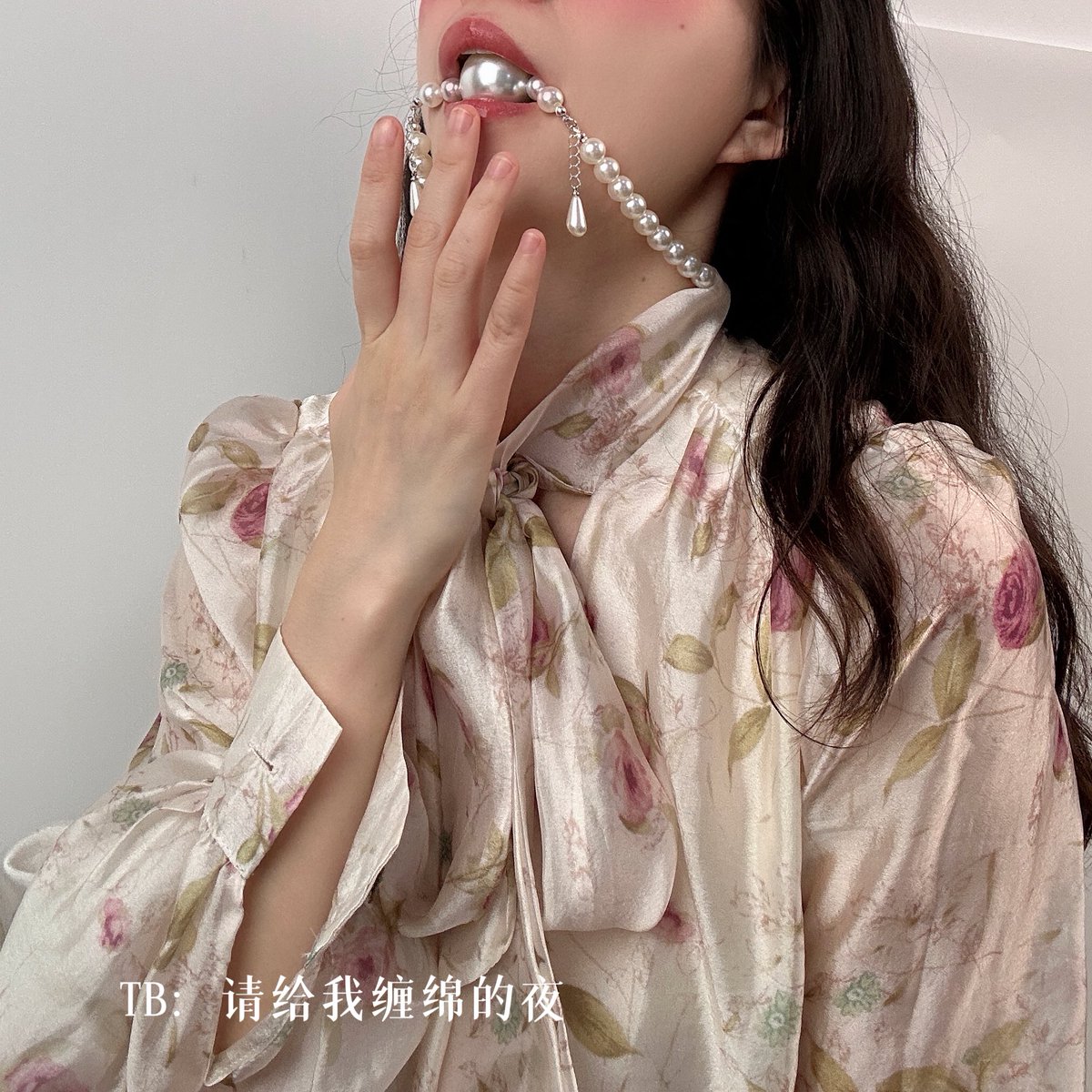 含住巨根是不行了，含住口球 https://t.co/pVpmjagaBr