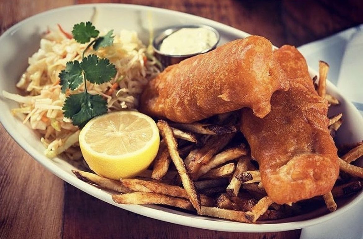 RodneysCalgary's tweet image. Fish Fridays ya’ll. One piece Fish &amp;amp; Chips for only $10 and two piece Fish &amp;amp; Chips for $16 from 11am to 3pm every Friday 🐠