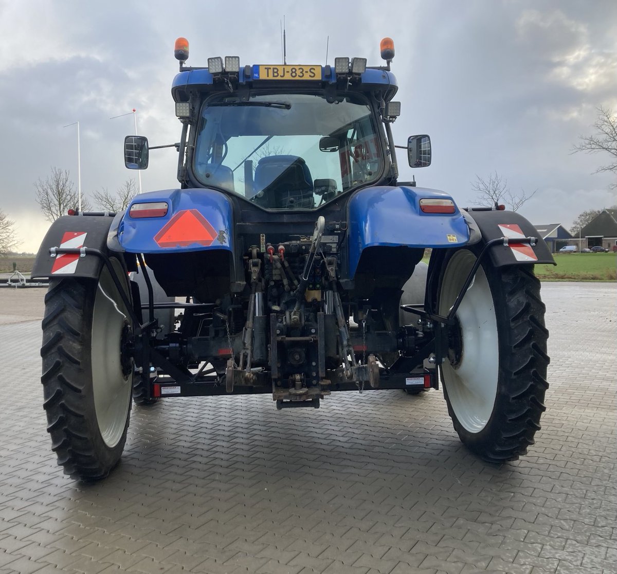 Weer een #Breedspoor #Rijpaden New Holland gereed op 3 meter spoor. ⁦<a href="/LMB_GEERTSEMA/">Geertsema B.V.</a>⁩