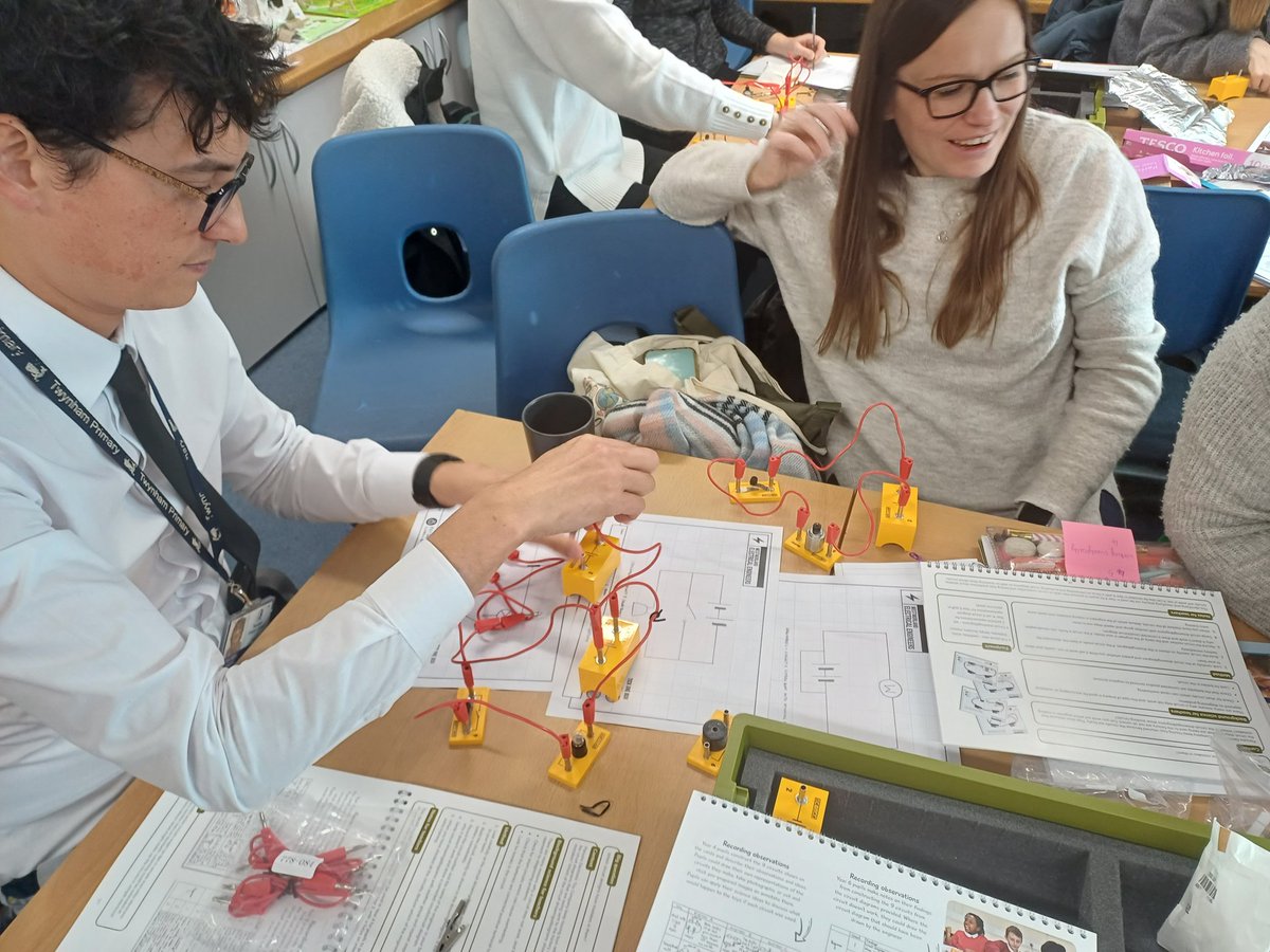 Primary Scientist 🧪🧬🔬 Claire Loizos tweet media