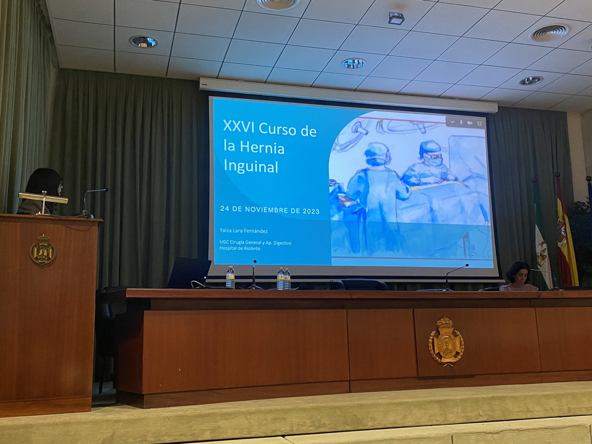 CirugiaRiotinto's tweet photo. Y la Dra Lara, con una interesante charla sobre el papel actual de la formación del residente en pared abdominal. Sumamente importante para el futuro de dicha cirugia y su buen hacer. https://t.co/DyboxzuH0p