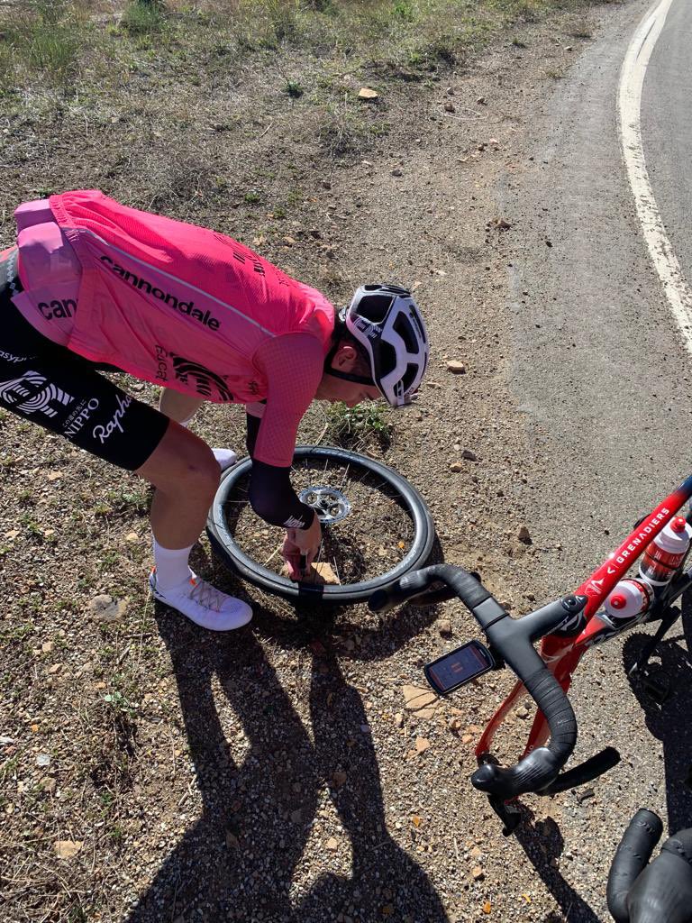 Geraint Thomas tweet media