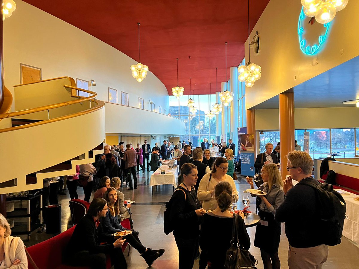 SKS kouluttaa! Kaksipäiväiset Rytmipäivät saatiin tänään päätökseen Helsingin Bio Rex:ssä. Suositussa koulutuksessa käydään lävitse ajankohtaisia asioita rytmihäiriöistä, tahdistimista ja katetriablaatioista. #kardiologia