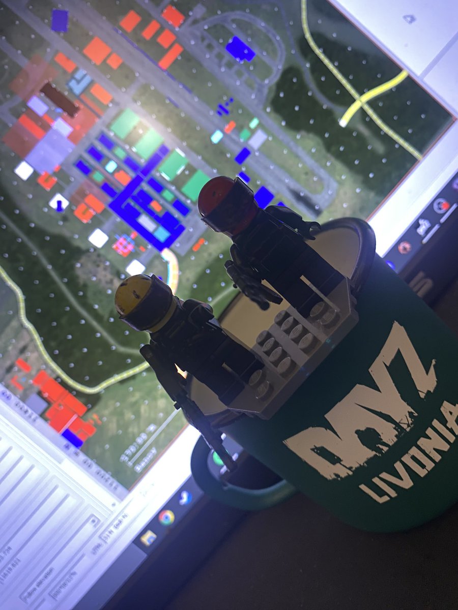 gerbel_jakub's tweet photo. Dayz Lego @Dayz https://t.co/v9FxA8sN8T