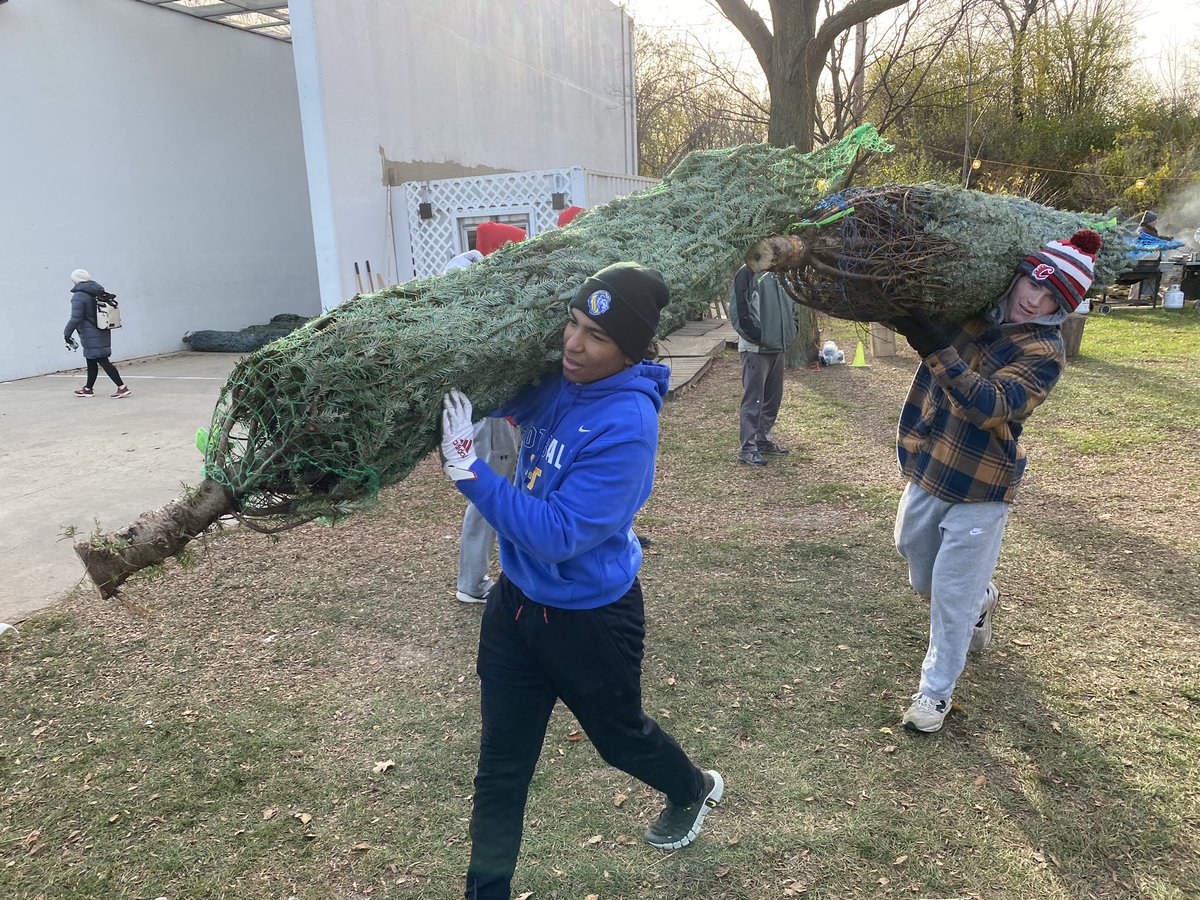 Thank you to all of the LT football players who volunteered early this morning to help unload over 1600 Christmas trees for the YMCA. We appreciate your service to the community! <a href="/LTHS_D204/">Lyons Township High School District 204</a> <a href="/LTHS_Athletics/">LT Athletics</a> <a href="/jltyrrell8/">Dr. Jennifer Tyrrell</a>