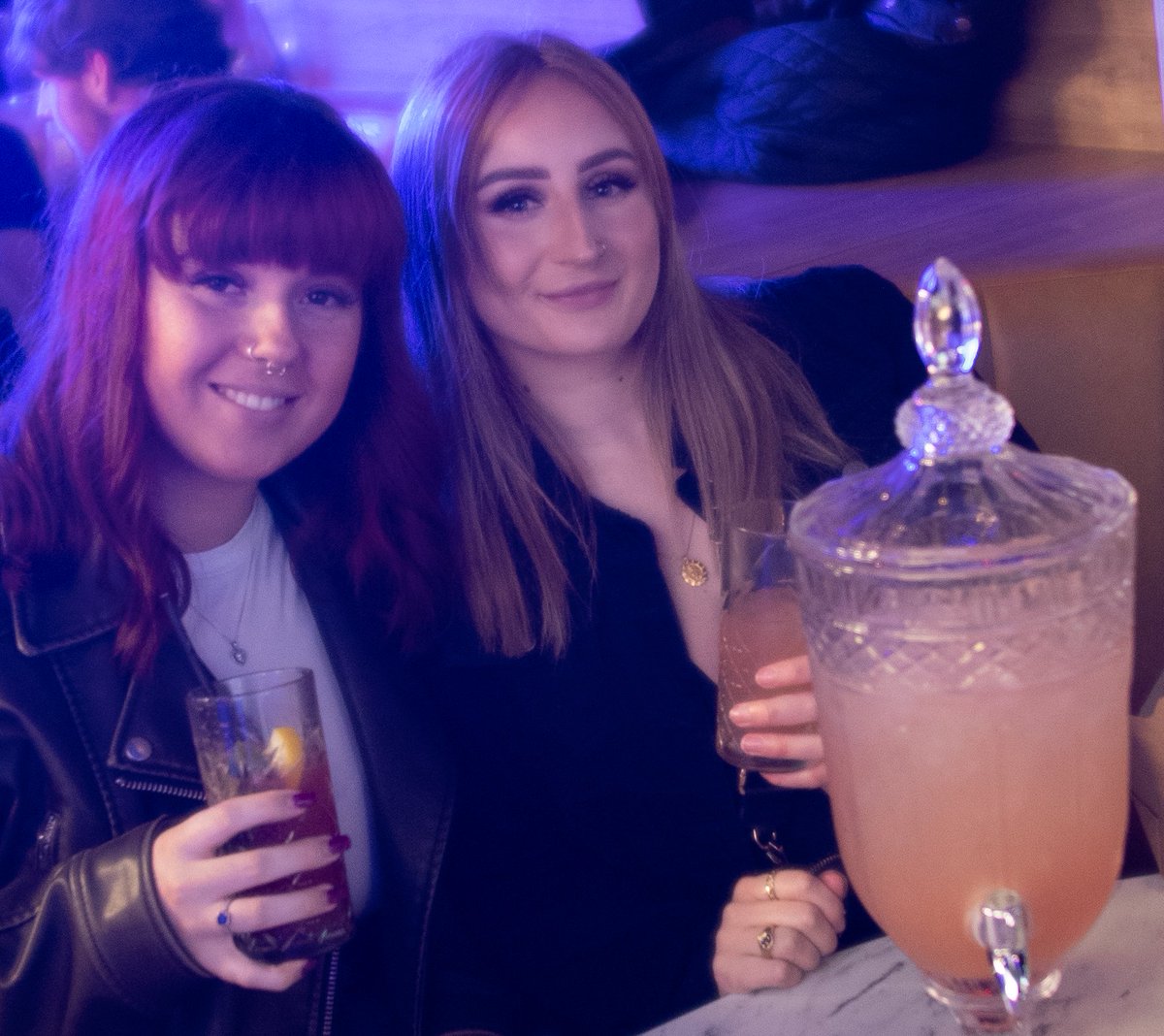 Kicks Bar & Grill, Hull tweet media