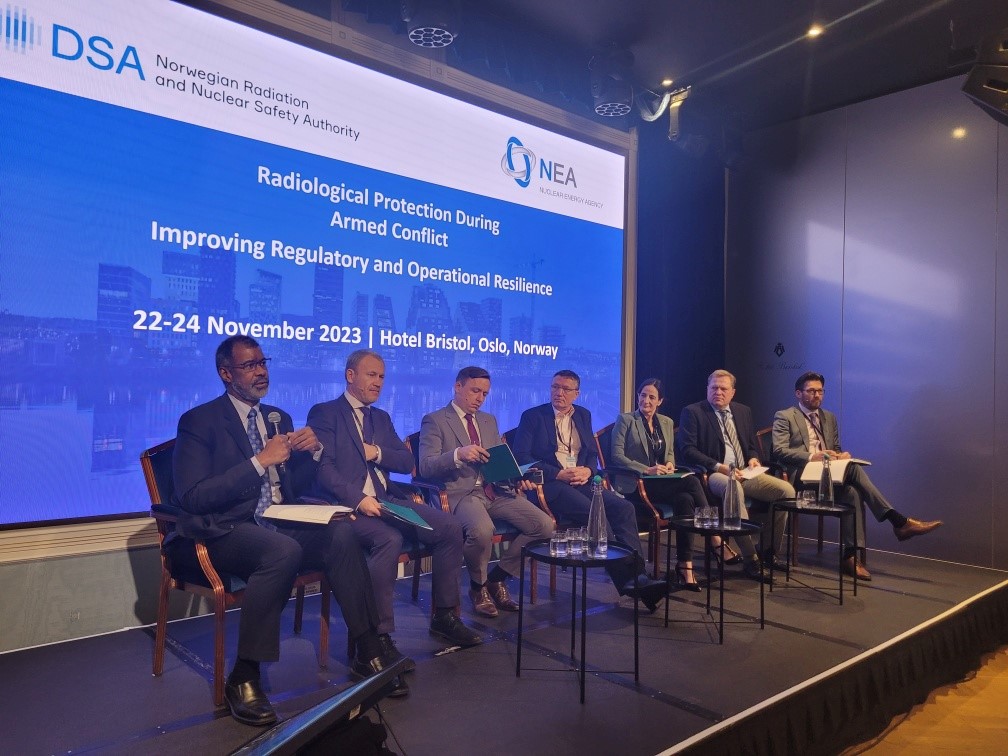 OECD_NEA's tweet photo. The war in #Ukraine marks the first time in history that a country with significant nuclear and radiological capacities has been engaged in armed conflict. The @OECD_NEA held a 3-day workshop in Oslo 🇳🇴with @dsa_stralevern to address this topic.

More➡️ https://t.co/KBVSLEbYUe https://t.co/1SI33Ea30p