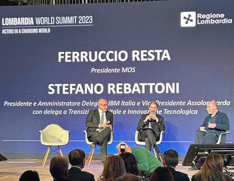 @RegLombardia @IBMItalia 'Nel momento di profonda incertezza che stiamo vivendo la #trasformazionedigitale rappresenta un treno su cui bisogna salire senza perdere tempo, una leva strategica di #sviluppo e un’opportunità che dobbiamo assolutamente cogliere: #Lombardia può essere esempio per tutto il