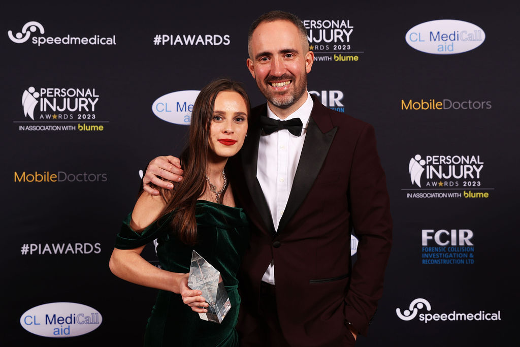 Farrar's Building (@farrarsbuilding) on Twitter photo Delighted to have skipped home with the Best ESG Campaign Award at the <a href="/ClaimsMedia/">Claims Media</a> #PIAwards, in recognition of our commitment to #disability, #socialmobility and #probono. Further info: lnkd.in/e5whPski
#AccessibilityattheBar #BridgingtheBar #Upreach #10000Interns Delighted to have skipped home with the Best ESG Campaign Award at the <a href="/ClaimsMedia/">Claims Media</a> #PIAwards, in recognition of our commitment to #disability, #socialmobility and #probono. Further info: lnkd.in/e5whPski
#AccessibilityattheBar #BridgingtheBar #Upreach #10000Interns