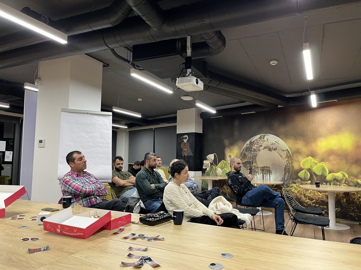 BoroczkiKaroly's tweet photo. It’s @__TCH_ time ! Some photos from our last meet up from this year at our friends from #TechNTrade
It’s a honour that @BurnifyApp it’s a creation inside our great community https://t.co/vjpBHsAcg5