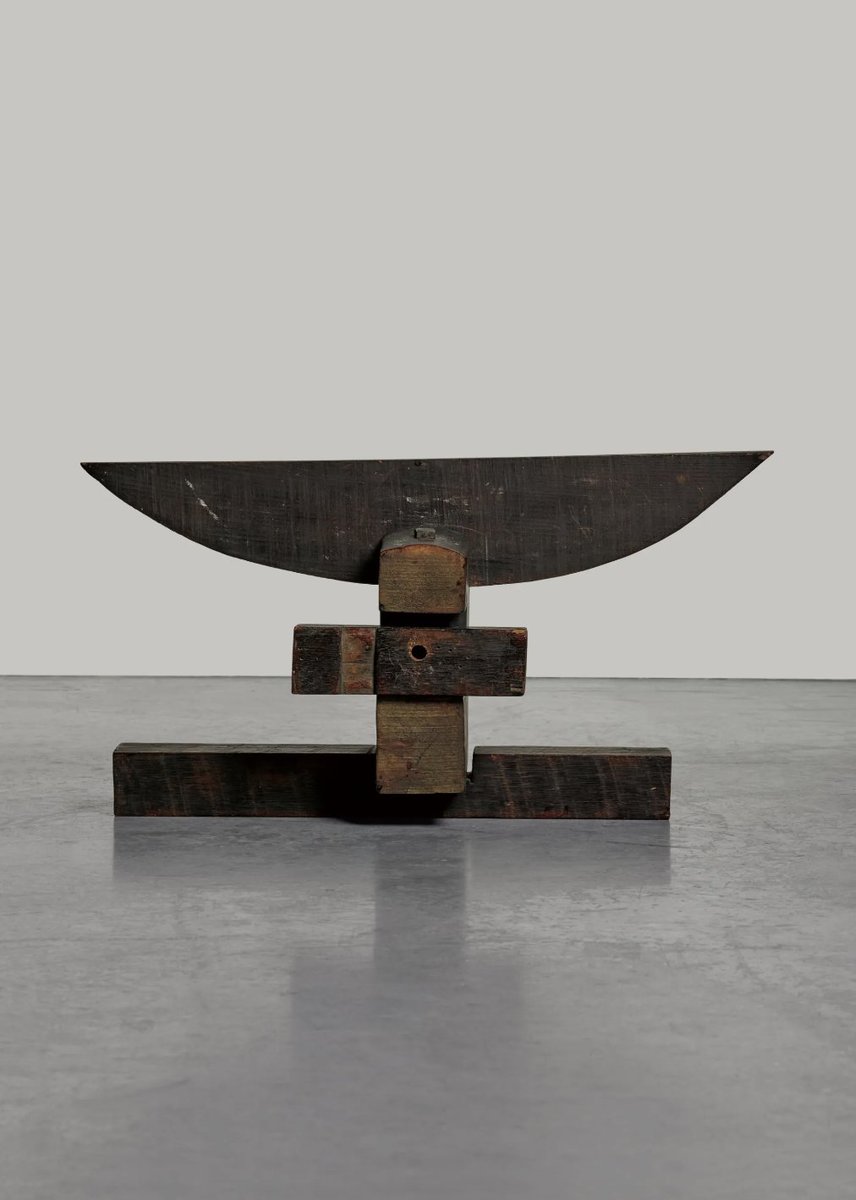 In this ep of The Week in Art: Is the US museum sector in crisis?

Plus, a deeper dive into this year's Documenta scandal. And Work of the Week is a Kim Lim sculpture on view at the UK's Hepworth Wakefield

Listen now: plinkhq.com/i/1280469178?t…

Sponsored by <a href="/ChristiesInc/">Christie's</a>