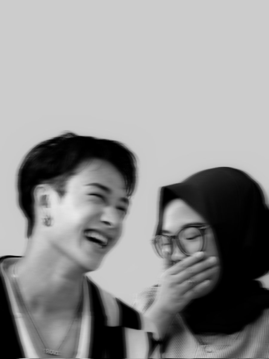bubblebhixx's tweet photo. Mengsalting abis digombalin buaya 😅
#StaySelcaDay #SSD #STAY #StrayKids #StayBeautiful #StraykidsStay #BangChan #ChristopherBahng #SKZ https://t.co/KW28fopggp