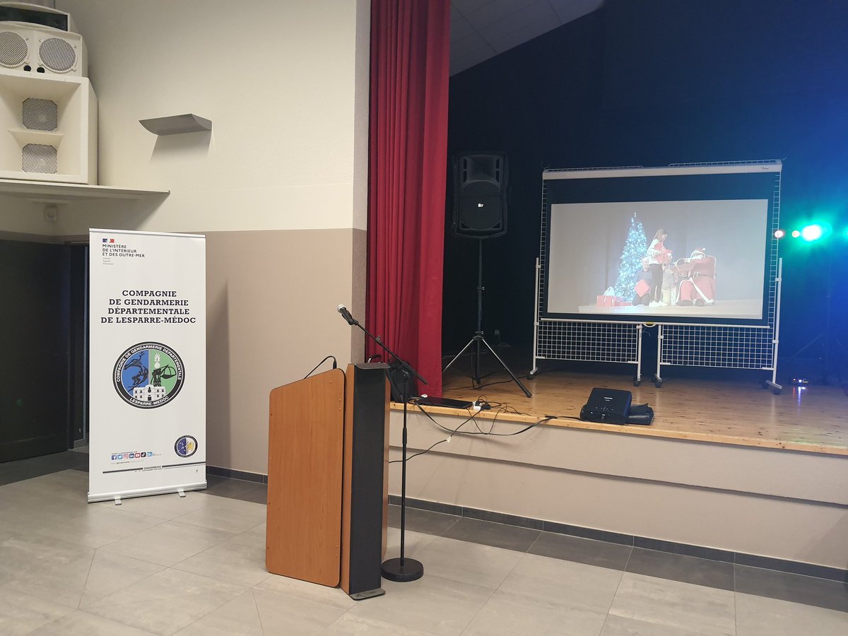 Davidnegre33's tweet photo. Animation de la Sainte Geneviève à St Sauveur Médoc (33) en place 👍 
#animation #dj #prestation #evenementiel https://t.co/DvJ4FxWjAQ