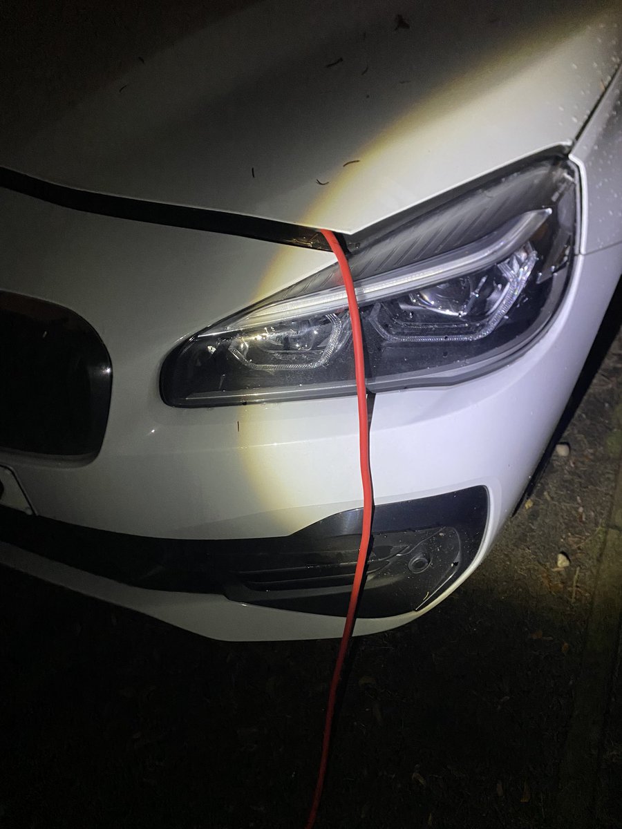 ChristfriedW's tweet photo. Spannung mit Multimeter bei 12,6 V, Diagnose sagt schlechter Batteriezustand. Also AGM Ladegerät gekauft und der Familienvan wird nachgeladen. #diy #F46 #electric https://t.co/bQQf9vcEX2