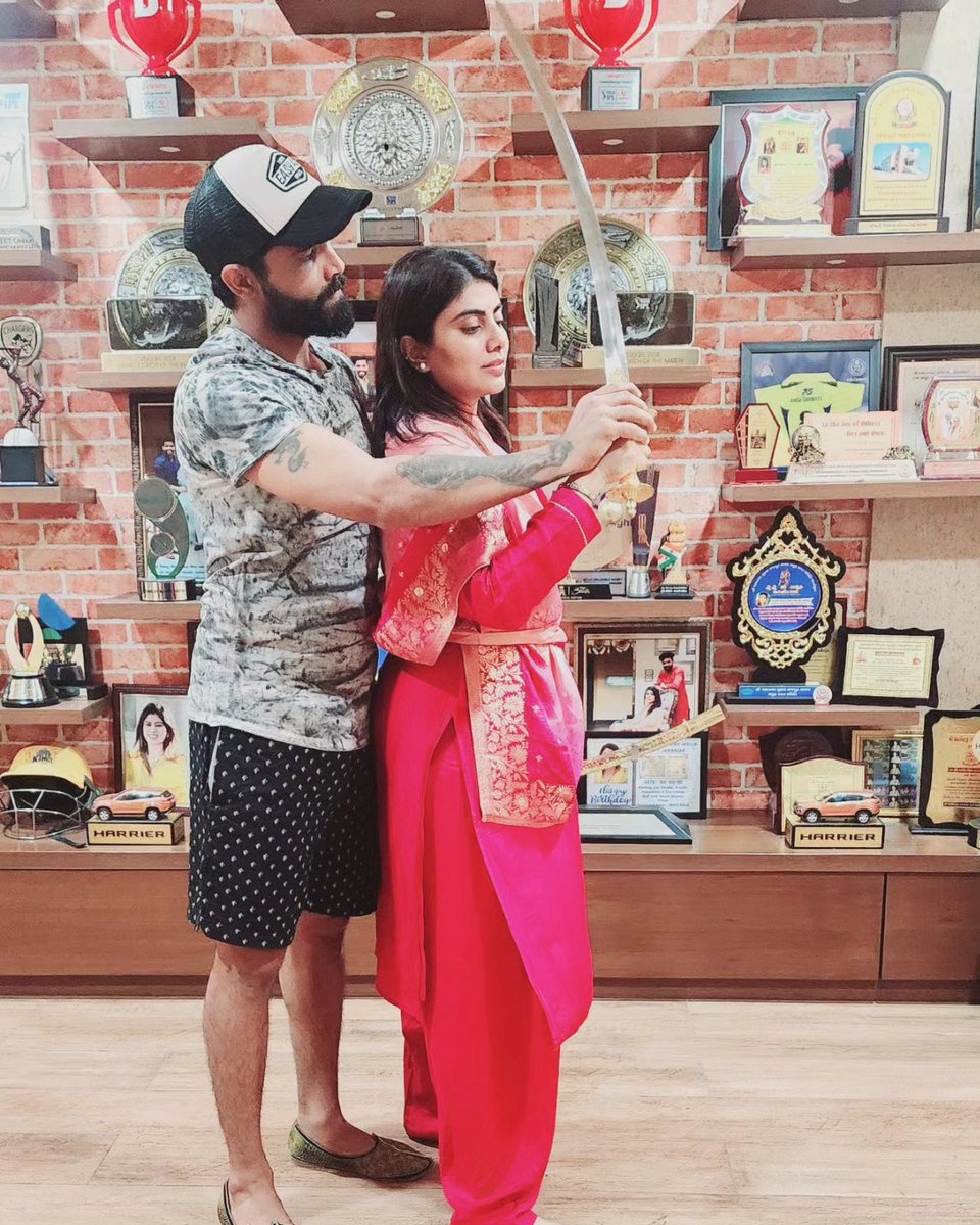 Rivaba Ravindrasinh Jadeja tweet media
