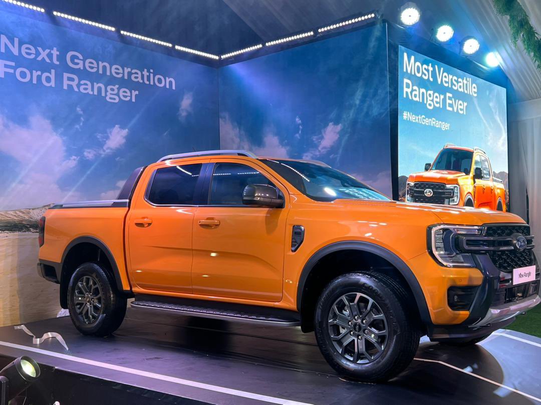 lynn_namiiro's tweet photo. Talk about smart attention to detail, inside and out the Next Generation Ford Ranger drives competently with a cabin that is far posher than the previous generation, and there's more room for passengers and payloads alike.
#LicenseToExplore https://t.co/UYnCAiq4Y0