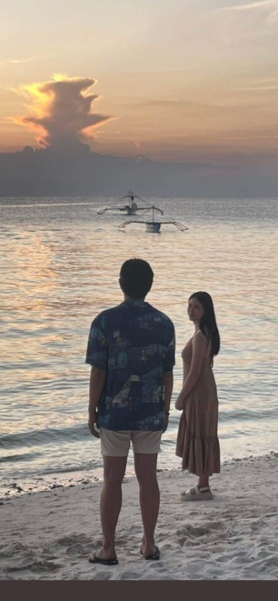 labuylaboy's tweet photo. post na natin, ang tagal tagal din lang 😅 kung magagalit si kisses edi mag online sya para sitahin ulit ako😂😂😂 chos! uy, yung mga tinago nyong pics ni kisses jan mula 2017 na di nailabas kasi sabi daw ni ganito ganyan, bawal… ilabas nyo na 😂 wala ng batas😂
#kissesdelavin https://t.co/0yehR9Y4rn