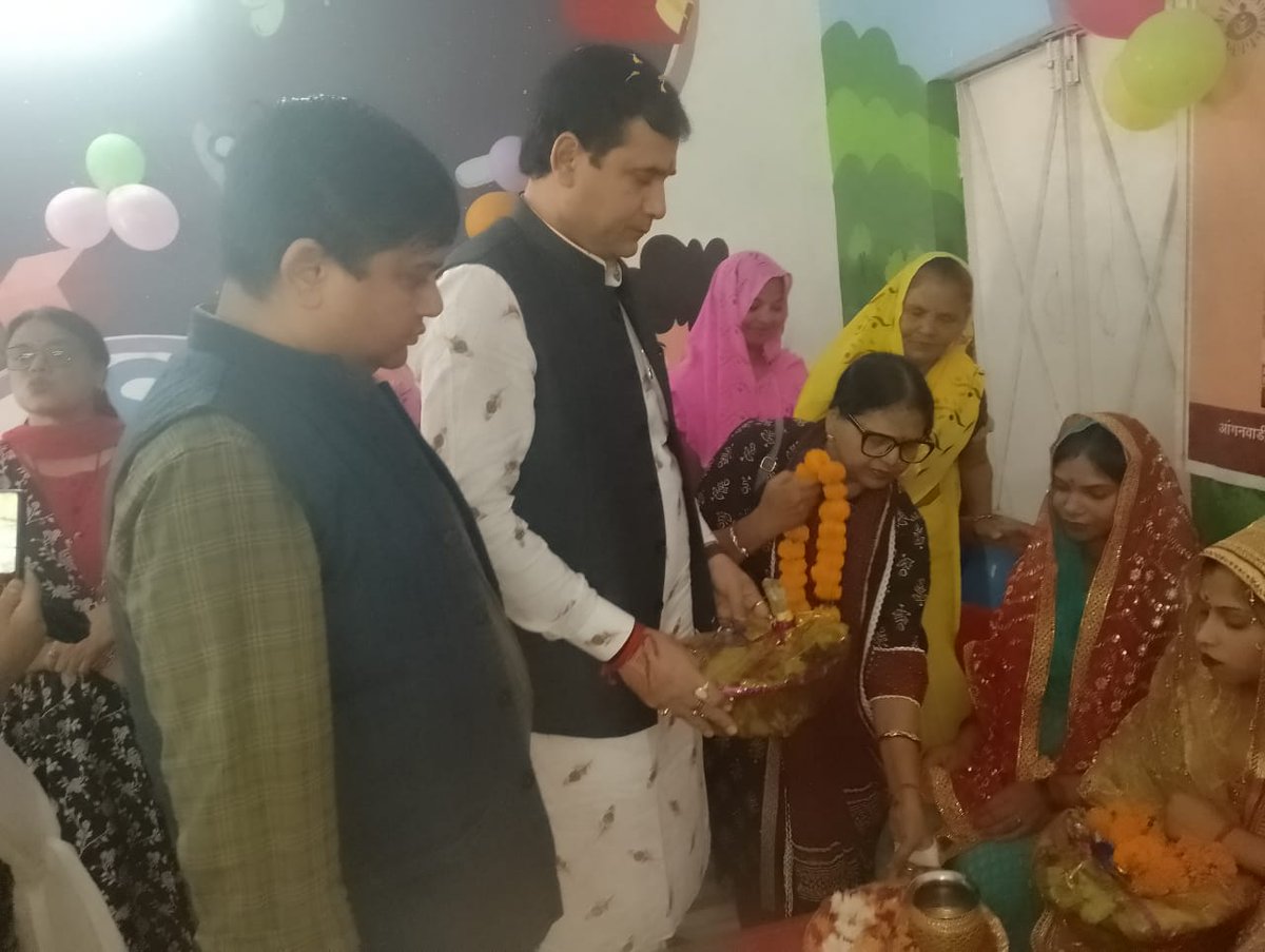 vinitachandra01's tweet photo. माननीय विधायक जी द्वारा लर्निंग लैब आंगनबाड़ी केंद्र का उद्घाटन किया गया लोनी गाजियाबाद। https://t.co/aAHVKKlhQD