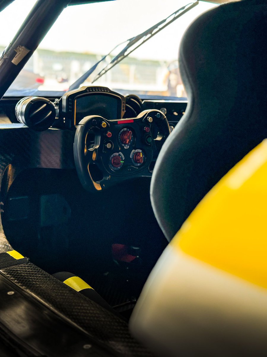 Sébastien Loeb tweet media