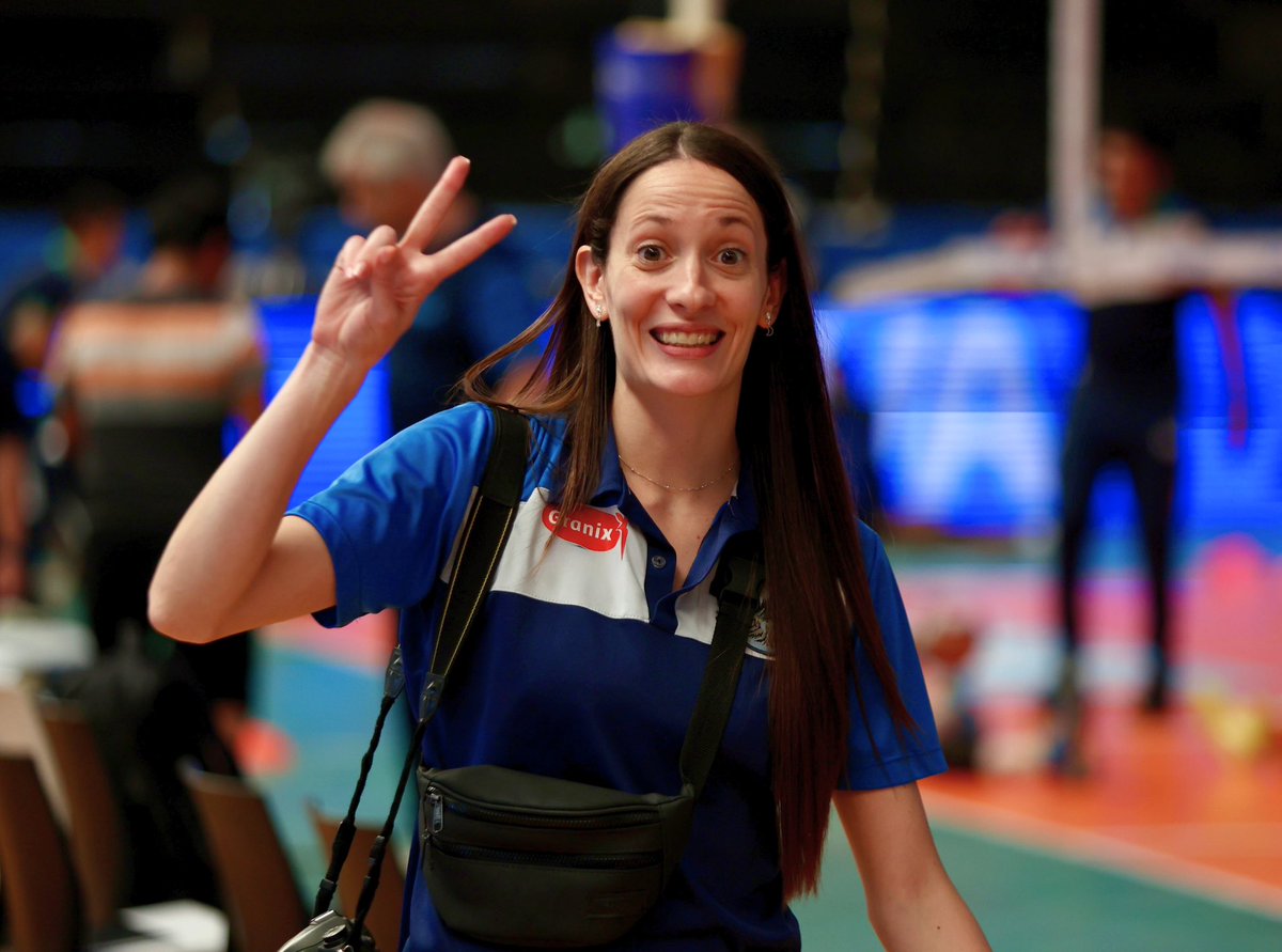 Cuenta tomada para saludar a la encargada de prensa de nuestro equipo y la responsable de lo que ven acá todos los días 🙌🏻

¡Feliz cumple, Sol! ¡Que tengas un gran día! 🥳