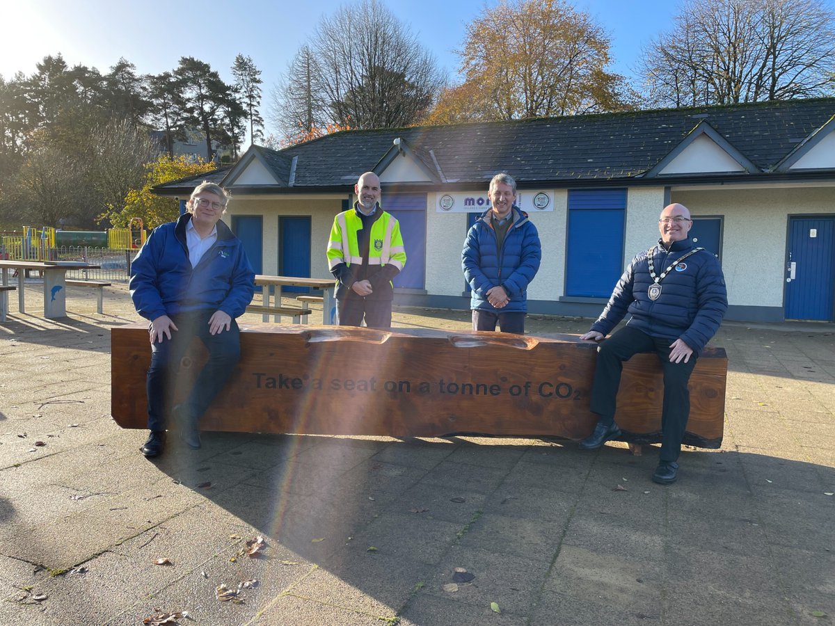 🌳We're marking National Tree Week (27 Nov-3 Dec) with a new bench at Round O Park, Enniskillen donated by @balcastimber showing 1 tonne of carbon removed from the air 📸Share your photos at the bench by 5pm on 3 Dec for a chance to win a prize For more👉tinyurl.com/bdham7zp