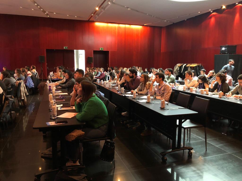 AEEHLiver's tweet photo. 🧡Lleno hasta la bandera en el 9º curso para #resisAEEH.
Mañana, más temas:
🔸Hepatitis aguda alcohólica
🔸Taller de Hepatocarcinoma
🔸Criterios de Trasplante en Cáncer Hepático
#livertwitter https://t.co/Wc4rzgkd9B